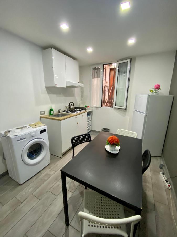 Angelas House Apartment Naples Luaran gambar