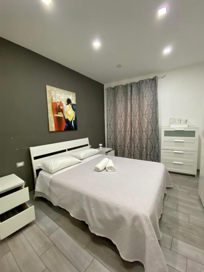 Angelas House Apartment Naples Luaran gambar