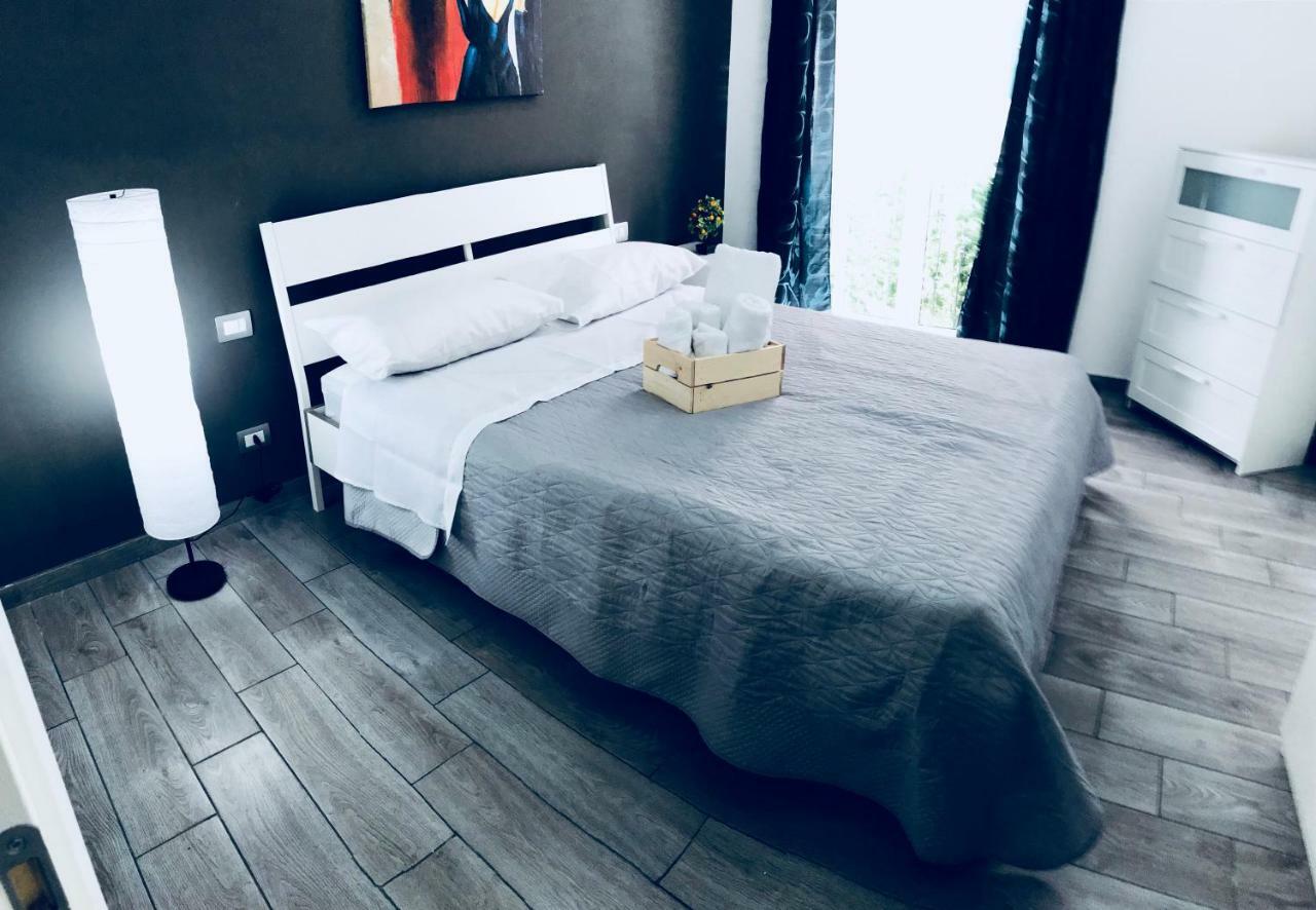 Angelas House Apartment Naples Luaran gambar